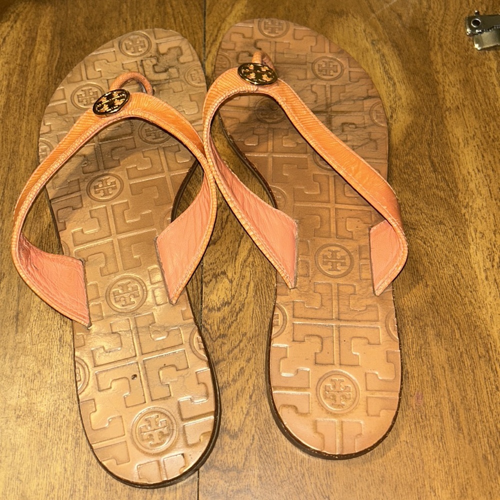 Tory Burch - Picture 3 of 5